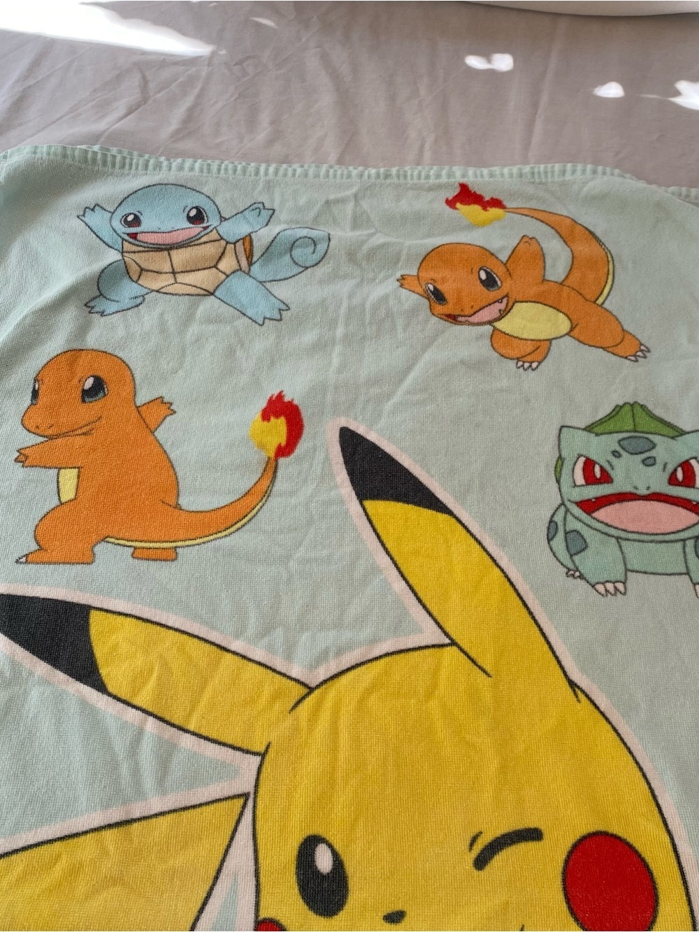 Vintage Pokémon Beach Towel Pikachu Bulbasaur Charmander Squirtle 27x54 - Picture 4 of 5